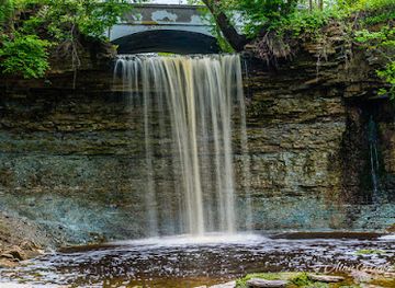 wisconsin/green-bay/attraction/wequiock-falls-county-park