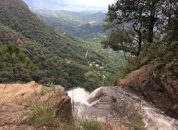 mexico/taxco/attraction/cascada-de-cacalotenando