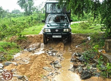 sri-lanka/udawalawe-national-park/attraction/walawe-safari