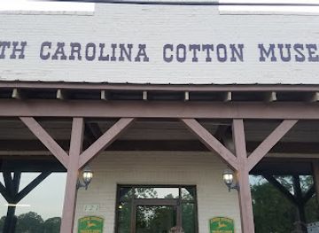 south-carolina/midlands/attraction/south-carolina-cotton-museum-home-of-the-lee-county-veterans-museum