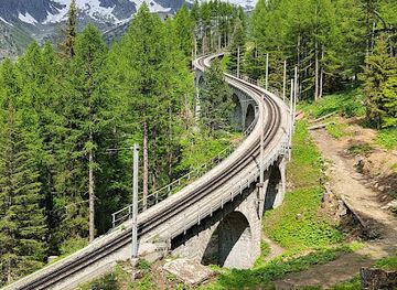 france/chamonix/attraction/viaduc-de-montenvers