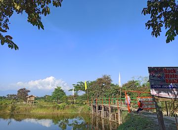 india/kaziranga-national-park/attraction/karbi-block-pothailangso-eco-camp