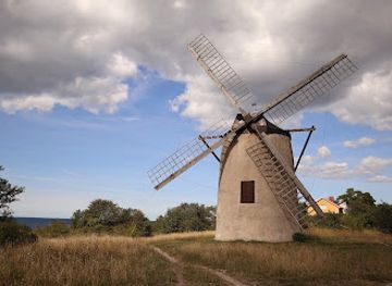 sweden/gotland/attraction/traditional-wind-mill
