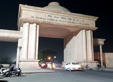 india/lucknow/attraction/musical-fountain