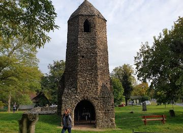 hungary/western-transdanubia/attraction/avasi-church-ruins