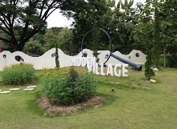 thailand/lanna/attraction/elephant-parade-land