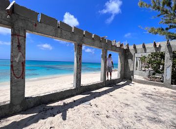 turks-and-caicos-islands/south-caicos/attraction/graffiti-art