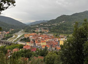 italy/lunigiana/attraction/fortezza-della-brunella