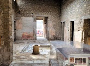 italy/campania/attraction/house-of-the-tragic-poet