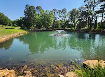 oklahoma/lake-and-trail-country/attraction/honor-heights-park