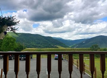 west-virginia/allegheny-highlands/attraction/seneca-caverns