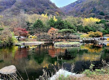 south-korea/naejangsan-national-park/attraction/baeg-amsan