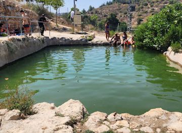 israel/jerusalem-district/attraction/haniya-spring