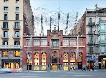 spain/barcelona/attraction/fundacio-antoni-tapies