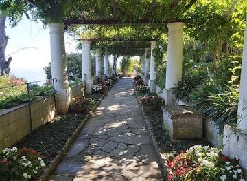 italy/ravello/attraction/villa-san-michele