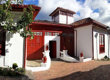 colombia/santanderes/attraction/museo-del-vidrio-de-bogota