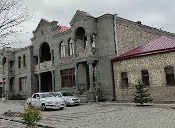 armenia/tatev-monastery/attraction/dom-s-orlom