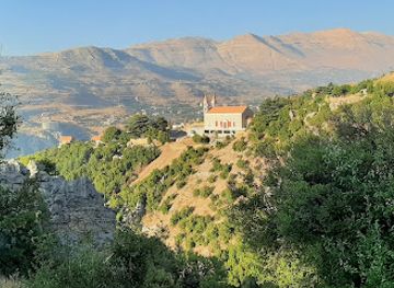 lebanon/bcharre/attraction/les-jardins-des-patriarches-maronites