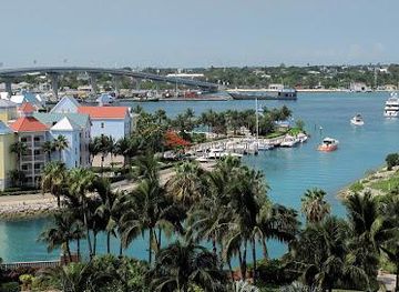 the-bahamas/nassau/attraction/paradise-island