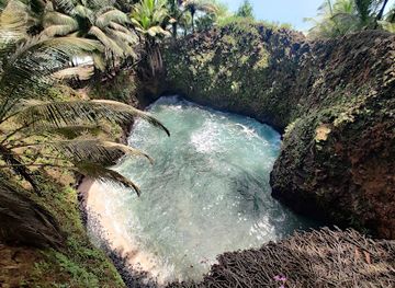 sao-tome-and-principe/monte-cafe/attraction/buraco-do-pablo