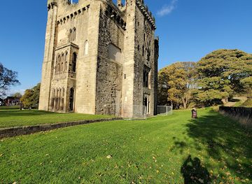 united-kingdom/north-east-england/attraction/hylton-castle