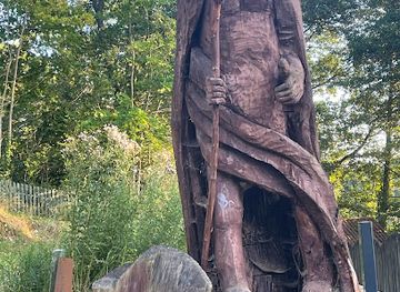 poland/masurian-lake-district/attraction/pomnik