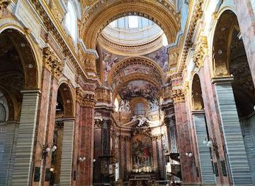 vatican-city/st-peter-s-square/attraction/basilica-of-ss-ambrose-and-charles-on-the-corso