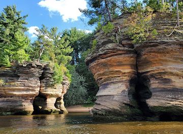wisconsin/wisconsin-dells/attraction/dells-boat-tours
