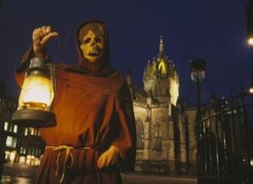 united-kingdom/edinburgh/attraction/the-cadies-witchery-tours