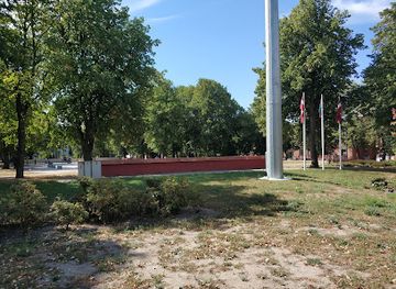 latvia/liepaja/attraction/latvijas-karogs