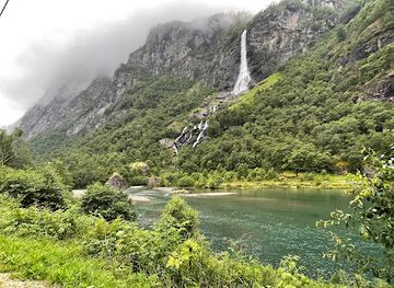 norway/voss/attraction/rjoandefossen