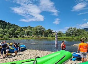 poland/gorce-mountains/attraction/fun-time-kajaki-rafting-rowery