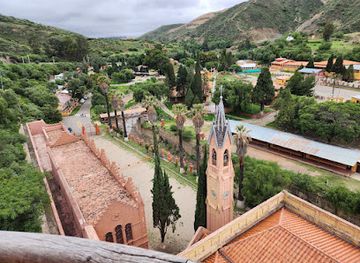 bolivia/yungas/attraction/glorieta-castle