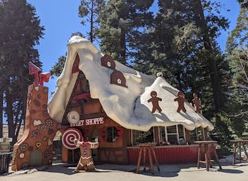 california/inland-empire/attraction/skypark-at-santa-s-village