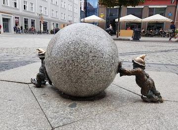 poland/wroclaw/attraction/krasnale-syzyfki
