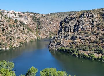 portugal/douro-valley/attraction/douro-pula-canhada-kayaking