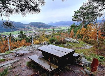 france/vosges-mountains/attraction/roches-du-mettey