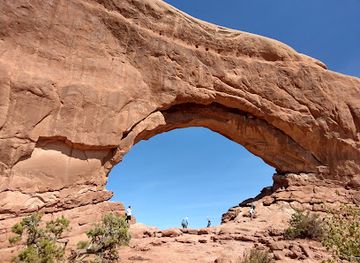 utah/arches-national-park/attraction/devil-s-garden-trailhead