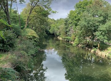 france/dijon/quartier-de-la-fontaine-d-ouche/attraction/prise-d-eau-de-larrey