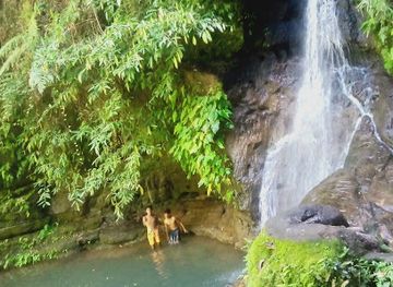 philippines/calabarzon/attraction/saluysoy-falls
