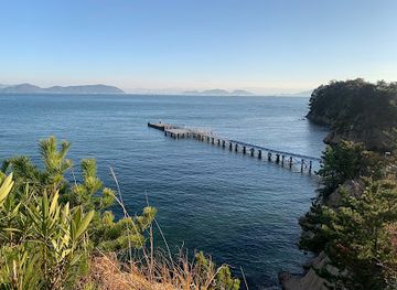 japan/naoshima-island/attraction/seaside-gallery