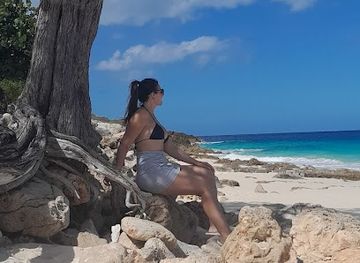 anguilla/cap-juluca/attraction/limestone-bay