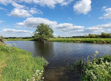 united-kingdom/huntingdonshire/attraction/the-riverside-park