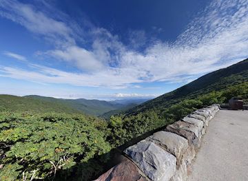 north-carolina/pisgah-national-forest/attraction/craggy-gardens-visitor-center
