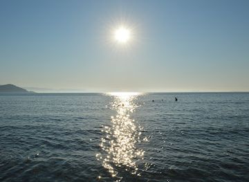 greece/naxos/attraction/beach