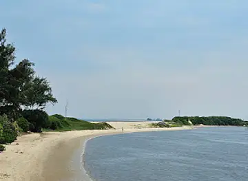 Macaneta Beach