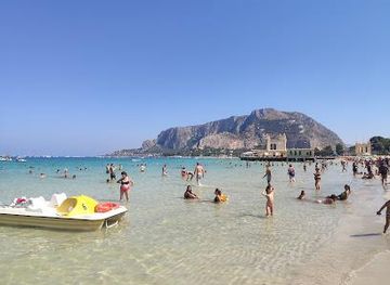 italy/palermo/attraction/mondello-beach