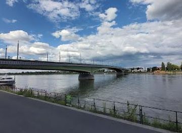 germany/cologne/attraction/kennedy-bridge