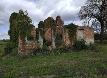 poland/masovia/attraction/xxw-dworek-w-klukowie-ruiny