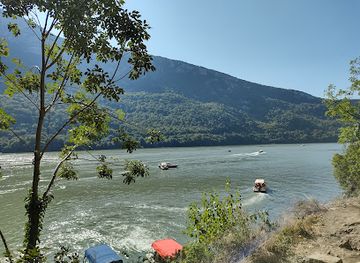 romania/caras-severin/attraction/veterani-cave